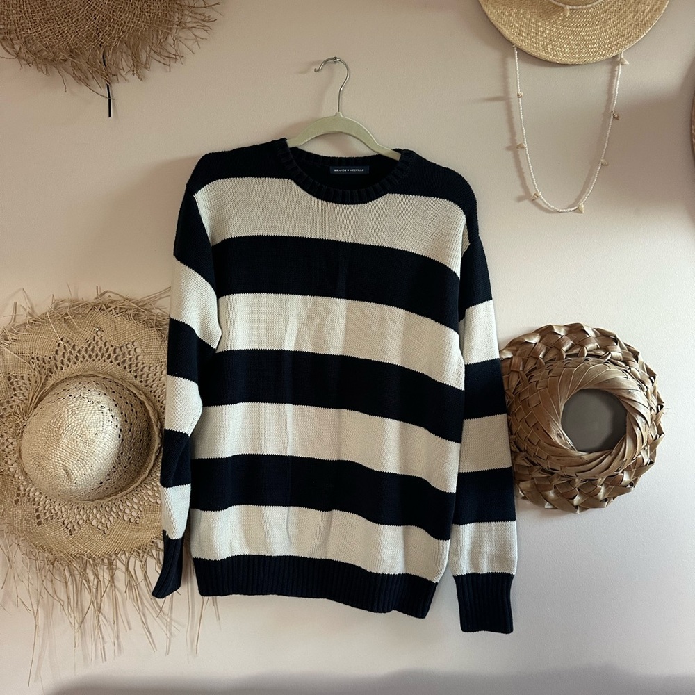 Brandy melville oversize Black and White Striped Sweater